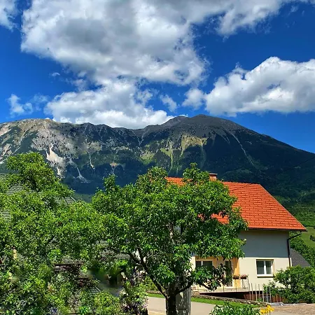 Lusht'n Apartma