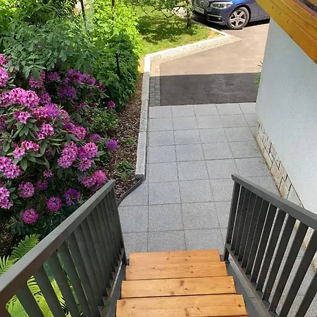 Apartament Lusht'n Apartma *
