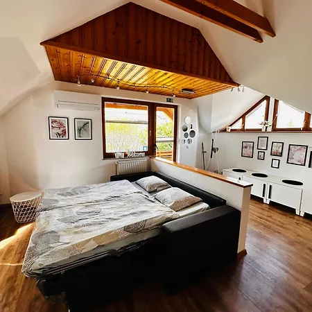 Lusht'n Apartma * زيروفنيكا