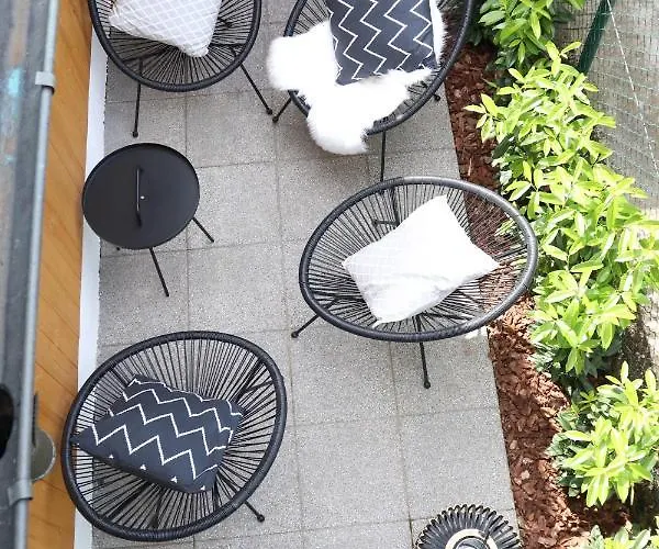 Lusht'n Apartma Zirovnica